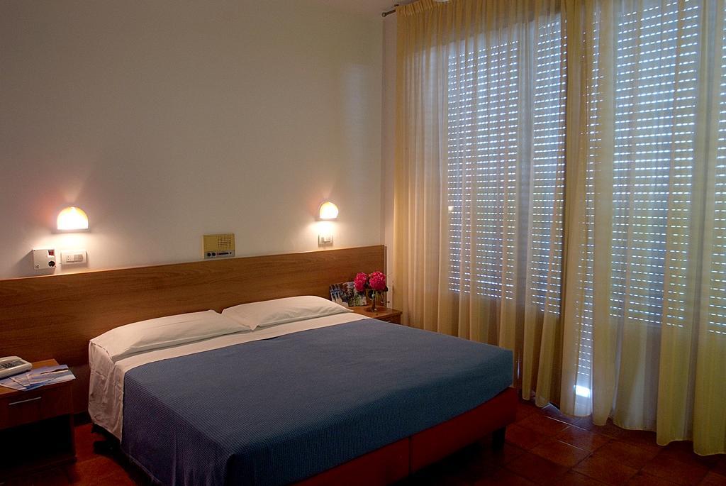 Albergo Le Sorgenti Chianciano Terme Bagian luar foto