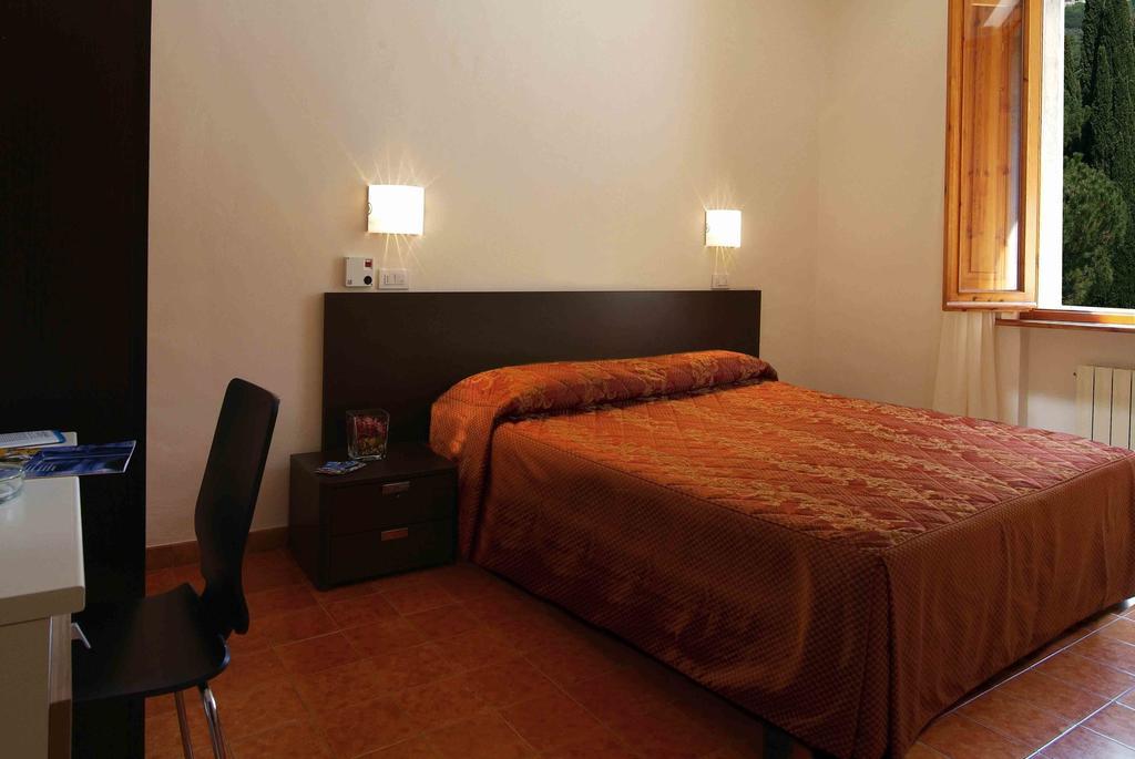 Albergo Le Sorgenti Chianciano Terme Ruang foto