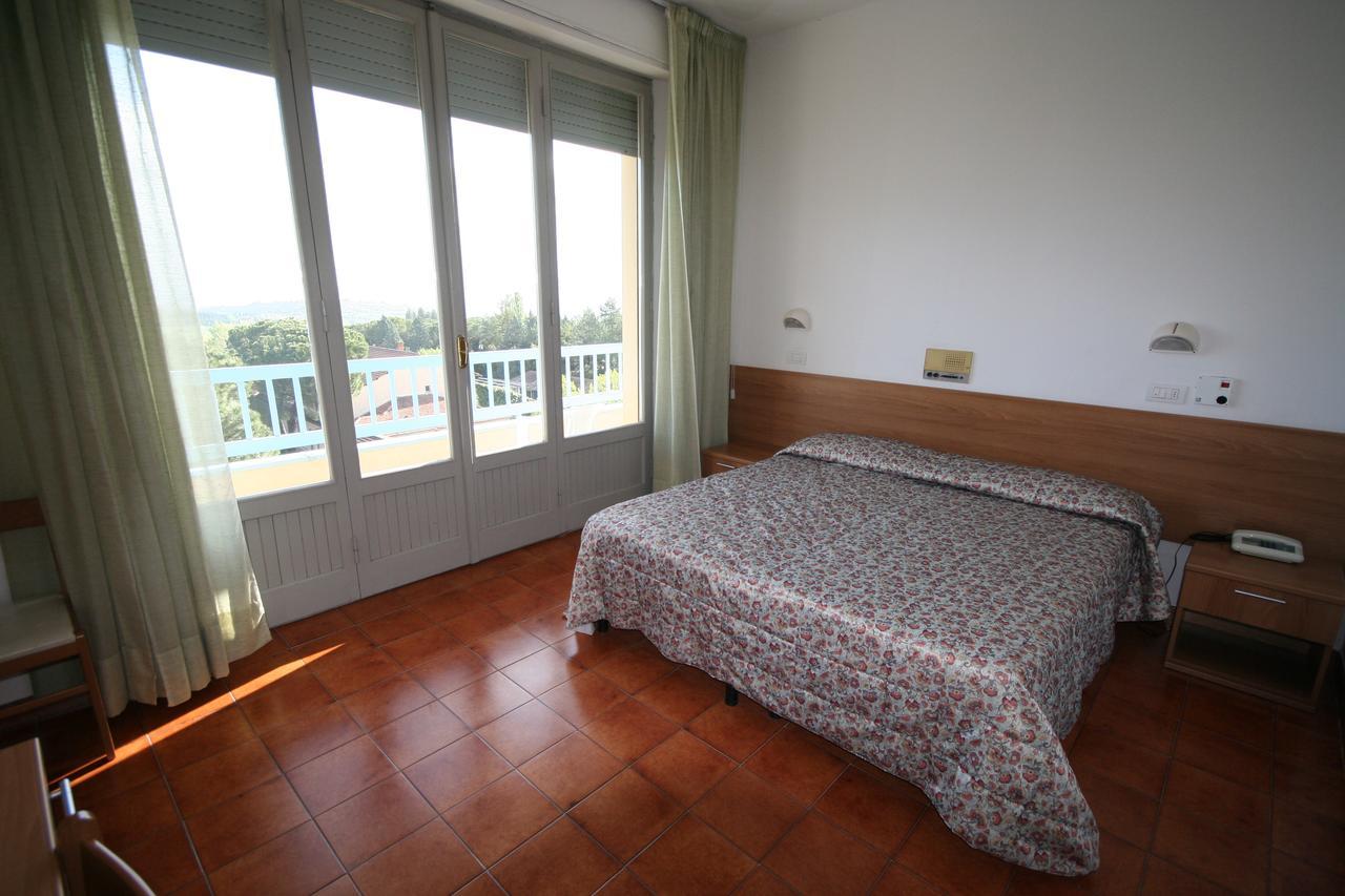 Albergo Le Sorgenti Chianciano Terme Bagian luar foto