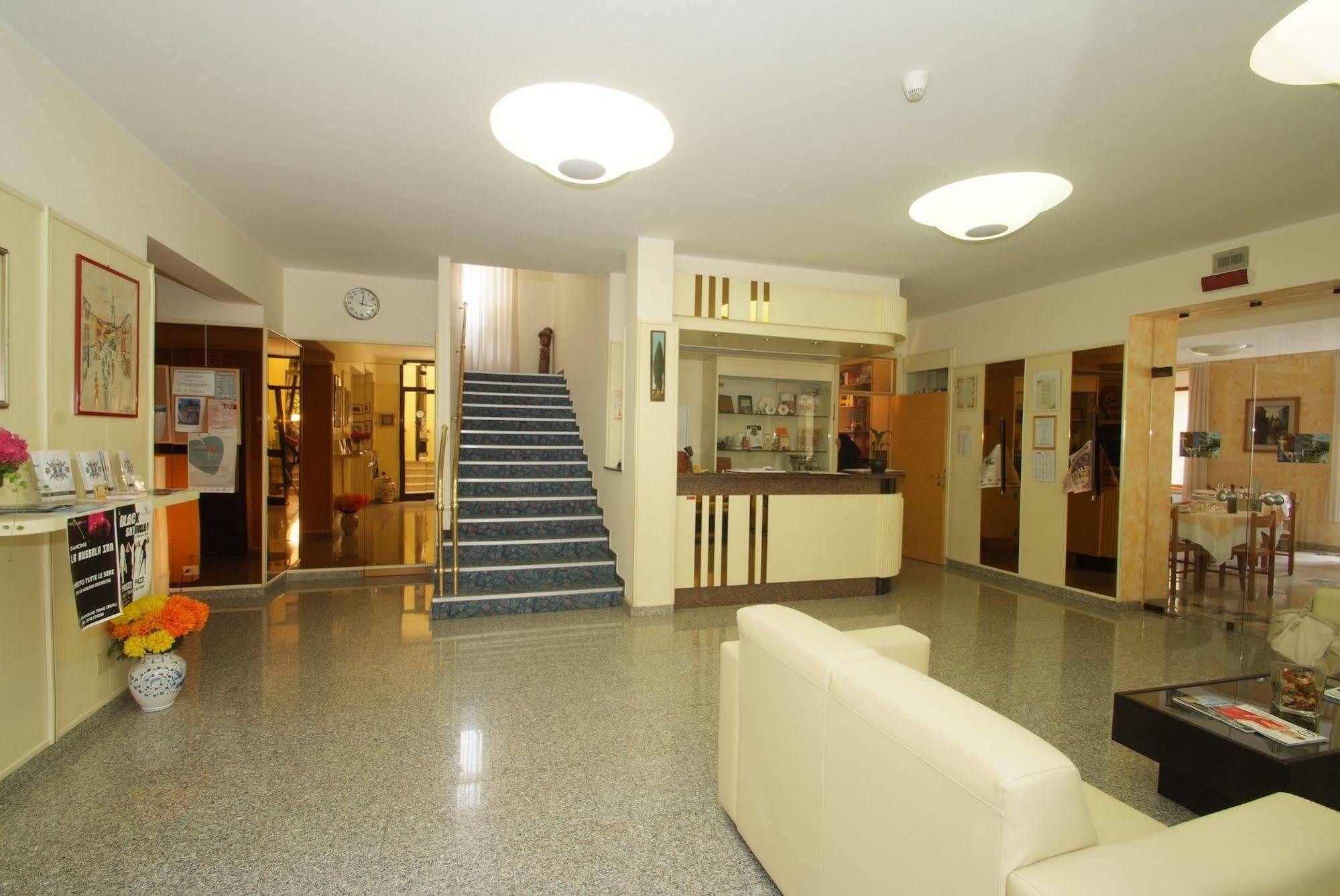 Albergo Le Sorgenti Chianciano Terme Bagian luar foto