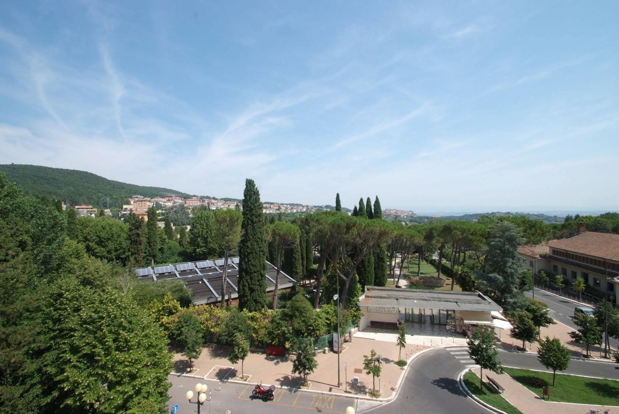 Albergo Le Sorgenti Chianciano Terme Bagian luar foto